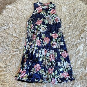 Blue velvet floral sleeveless shift dress